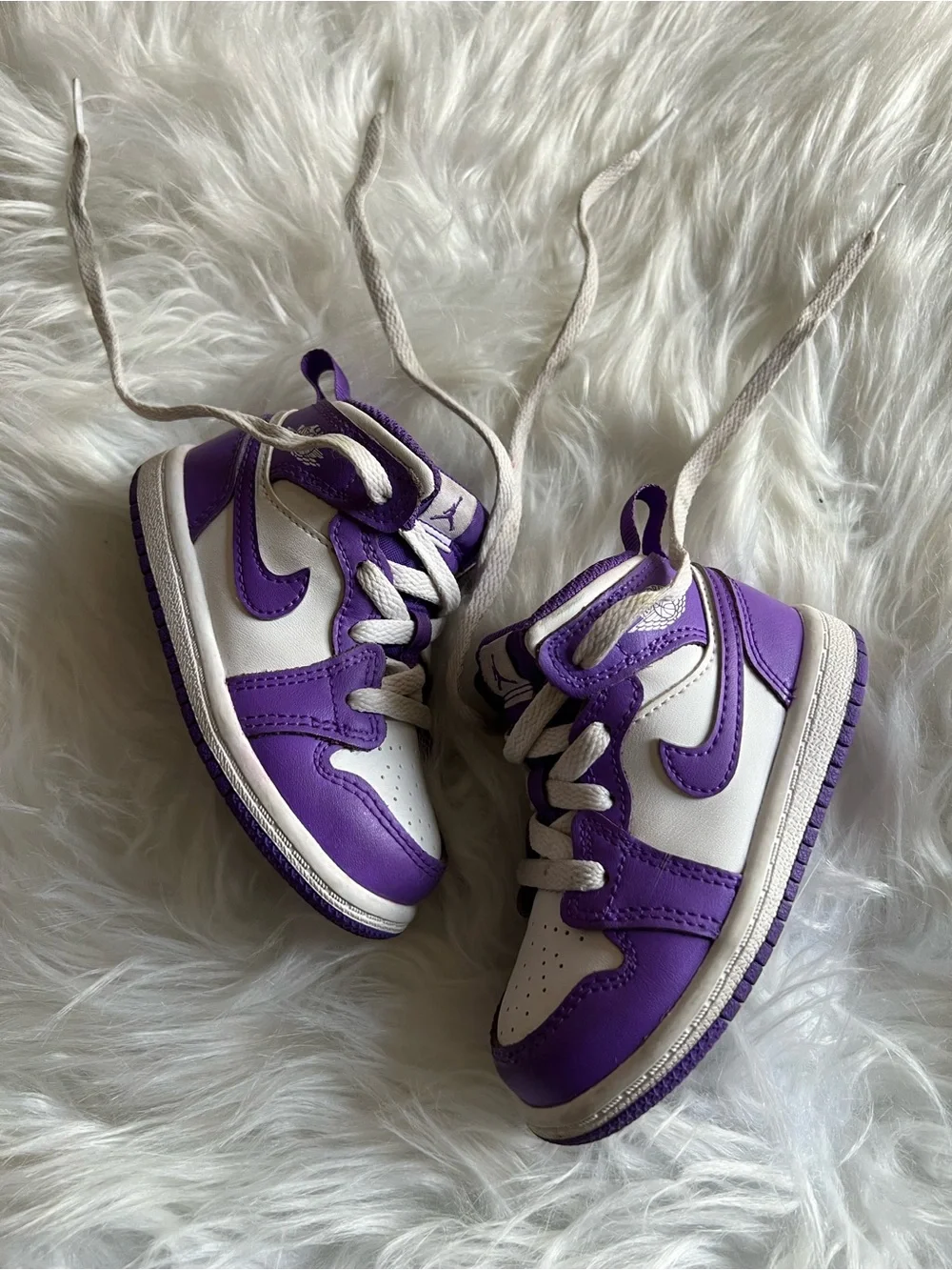 Toddler Jordan Purple/White Sneakers 6C